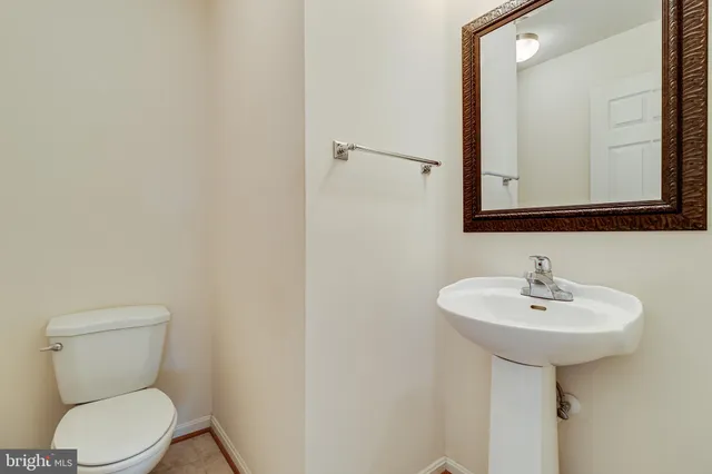 $295,000 | 305 Centennial Street, Unit 201K, La Plata, MD 20646