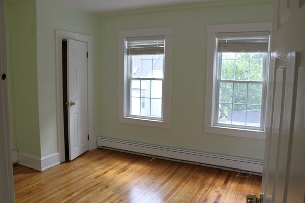 21 Ruggles Street, Unit B Westborough, MA 01581 - Photo 9 of 11 Gallery Image 9