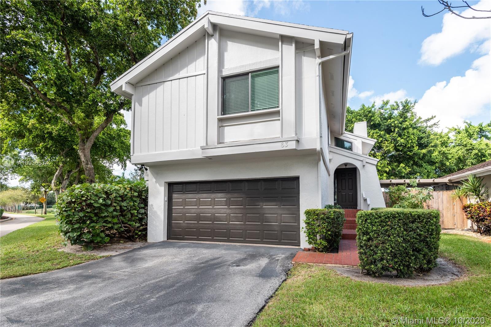 63 Greens Road Hollywood, FL 33021 - Photo 1 of 27 Gallery Image 1