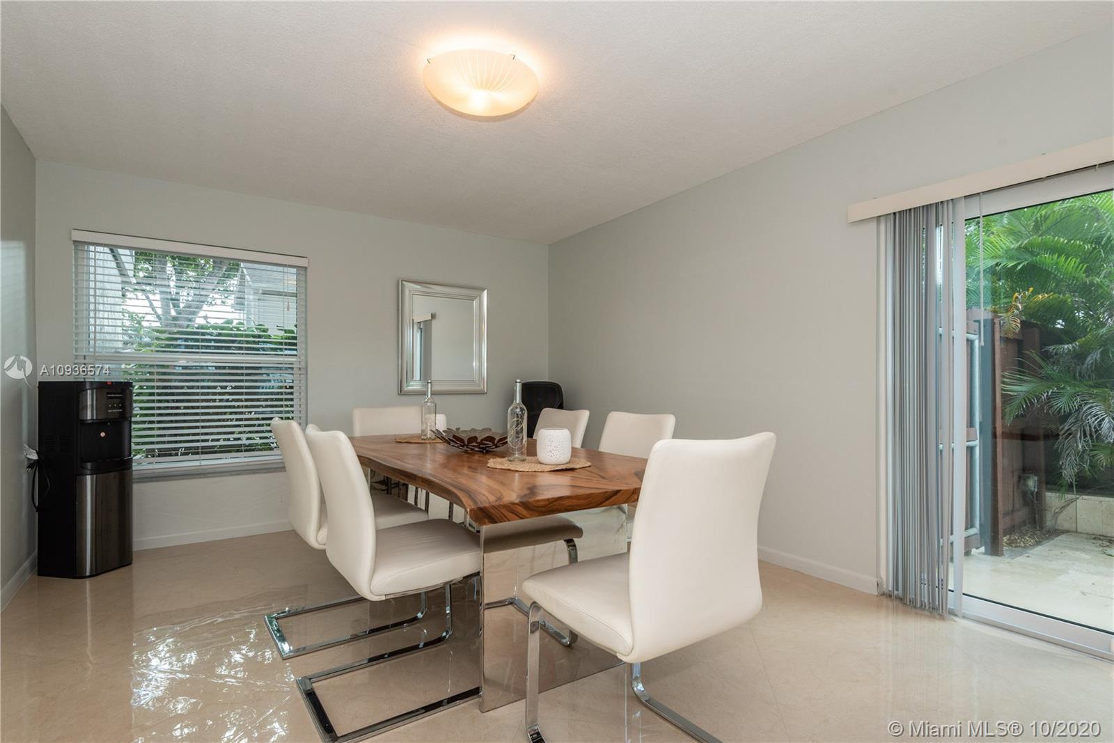 63 Greens Road Hollywood, FL 33021 - Photo 13 of 27 Gallery Image 13