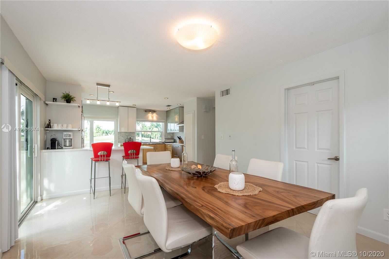 63 Greens Road Hollywood, FL 33021 - Photo 14 of 27 Gallery Image 14