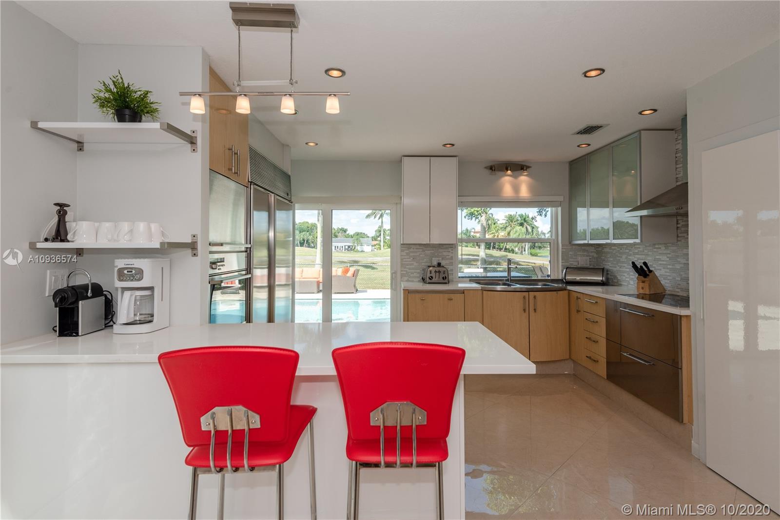 63 Greens Road Hollywood, FL 33021 - Photo 10 of 27 Gallery Image 10