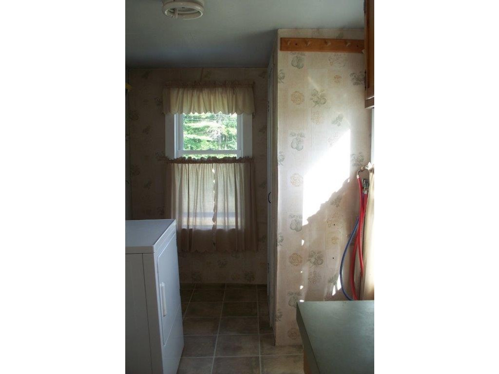 185 Skip Road Buxton, ME 04093 - Photo 11 of 17
