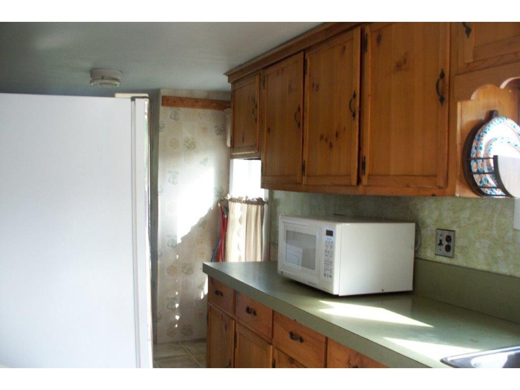185 Skip Road Buxton, ME 04093 - Photo 10 of 17