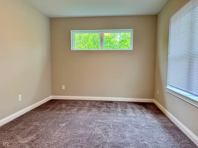 $179,900 | 859 North Oakland Avenue, Indianapolis, IN 46201