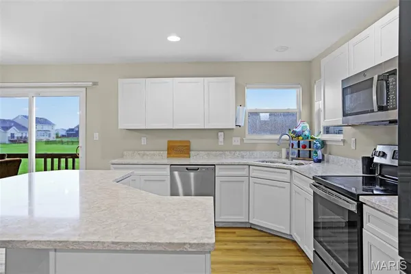 $535,900 | 158 Pampano Lane, St. Charles, MO 63301