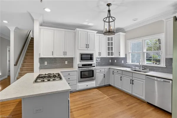 $775,000 | 6203 Moores Creek Drive, Summerfield, NC 27358