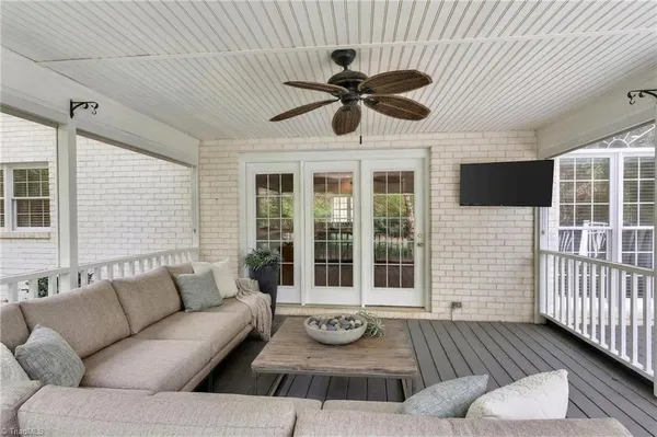 $775,000 | 6203 Moores Creek Drive, Summerfield, NC 27358