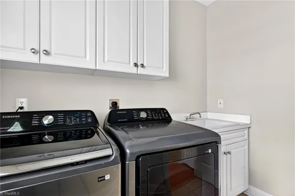 $775,000 | 6203 Moores Creek Drive, Summerfield, NC 27358