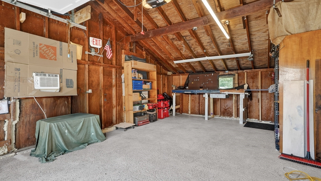 31 Shaker Road Westfield, MA 01085 - Photo 32 of 36