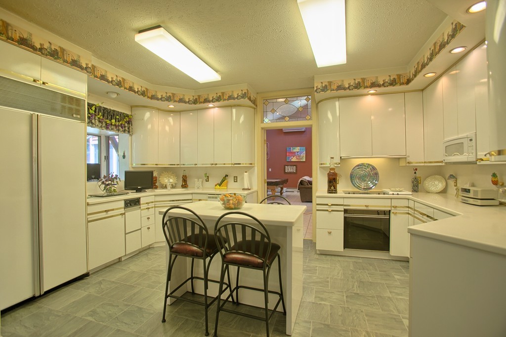 85-87 Old Rockingham Road, Unit 87 Salem, NH 03079 - Photo 5 of 28 Gallery Image 5