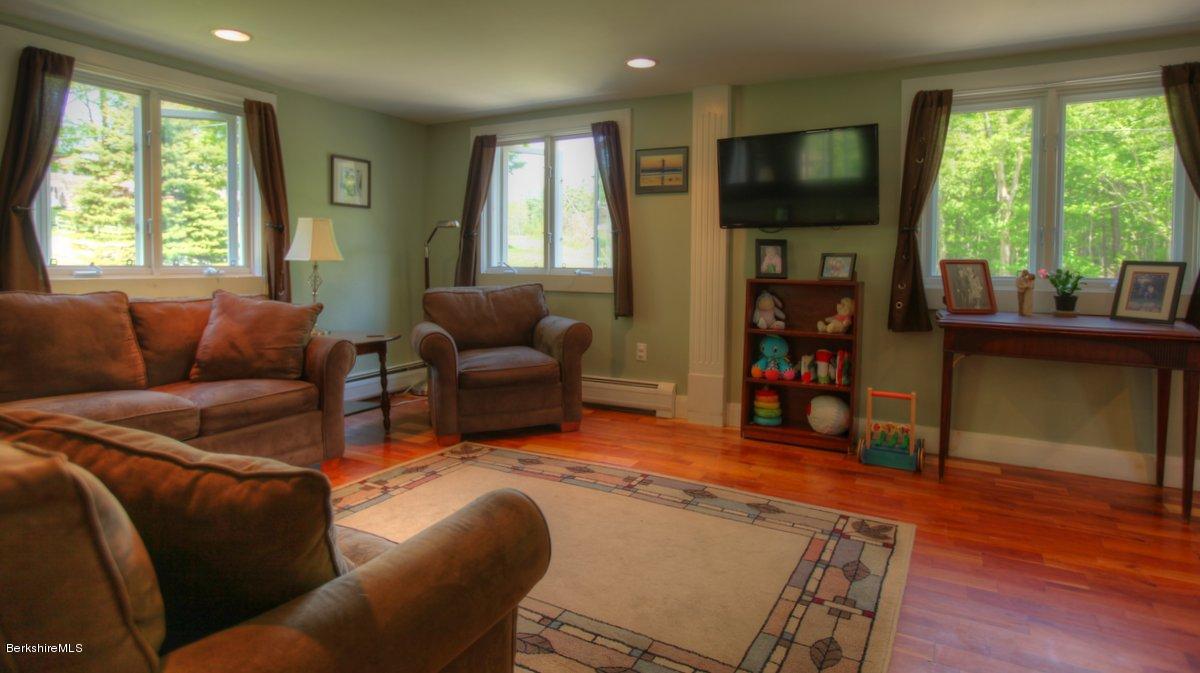 14 Castle Hill Road Stockbridge, MA 01262 - Photo 14 of 27 Living Room