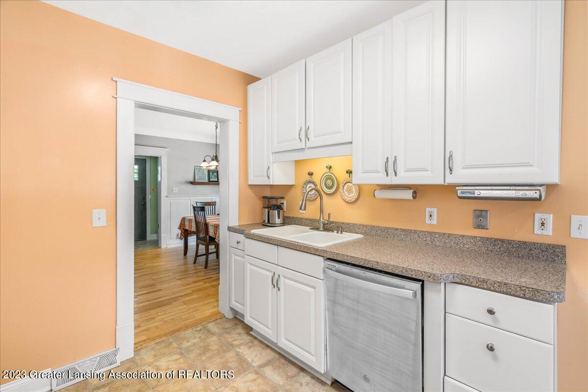 601 East Riverside Street Williamston, MI 48895 - Photo 17 of 44 19-Media Jett-26