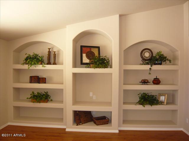 1643 East Maddock Road Phoenix, AZ 85086 - Photo 10 of 18 Media Niche