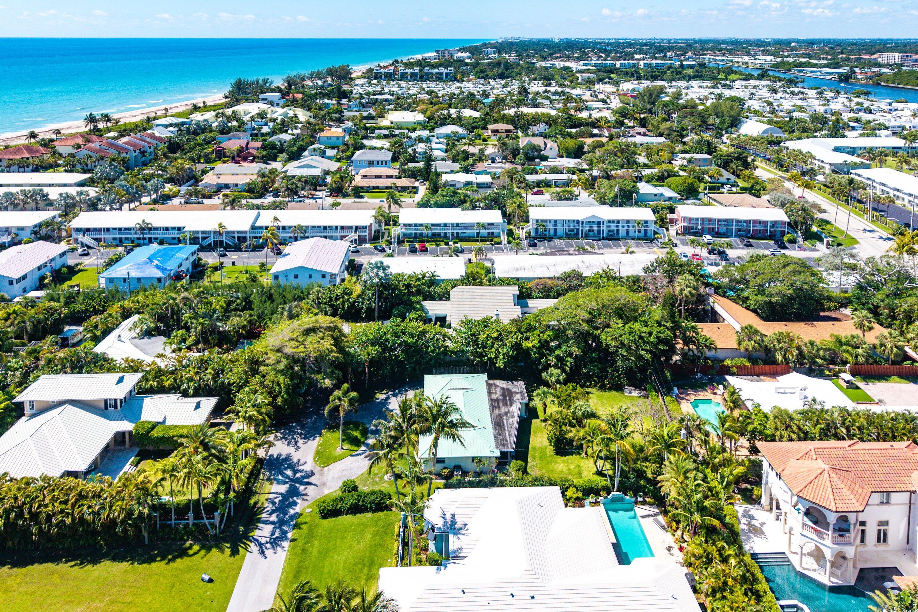 5550 Osprey Drive Ocean Ridge, FL 33435 - Photo 42 of 44 a view of a city
