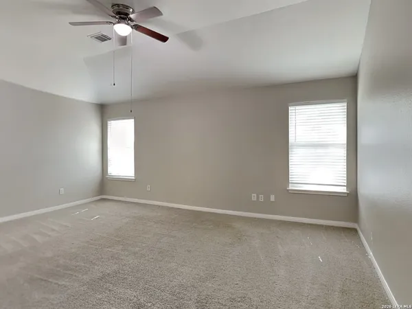 $1,739 | 352 Meadow New Braunfels Tx 78130, New Braunfels, TX 78130