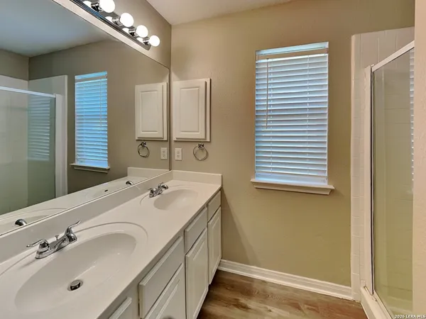 $1,739 | 352 Meadow New Braunfels Tx 78130, New Braunfels, TX 78130