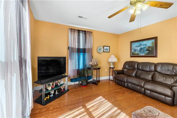 $149,900 | 308 East Olive Street, Rich Hill, MO 64779