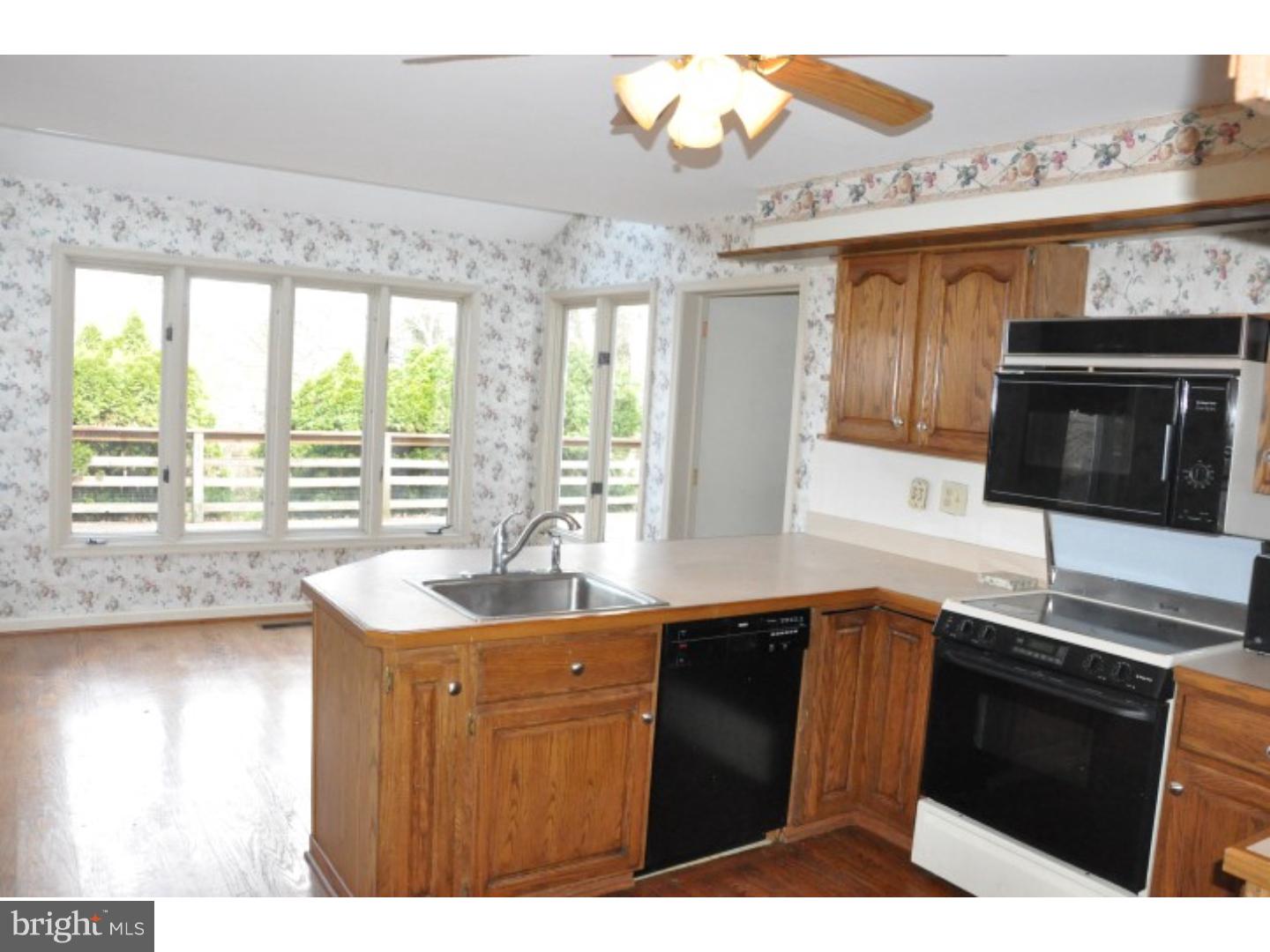801 Monteith Drive Wayne, PA 19087 - Photo 10 of 22