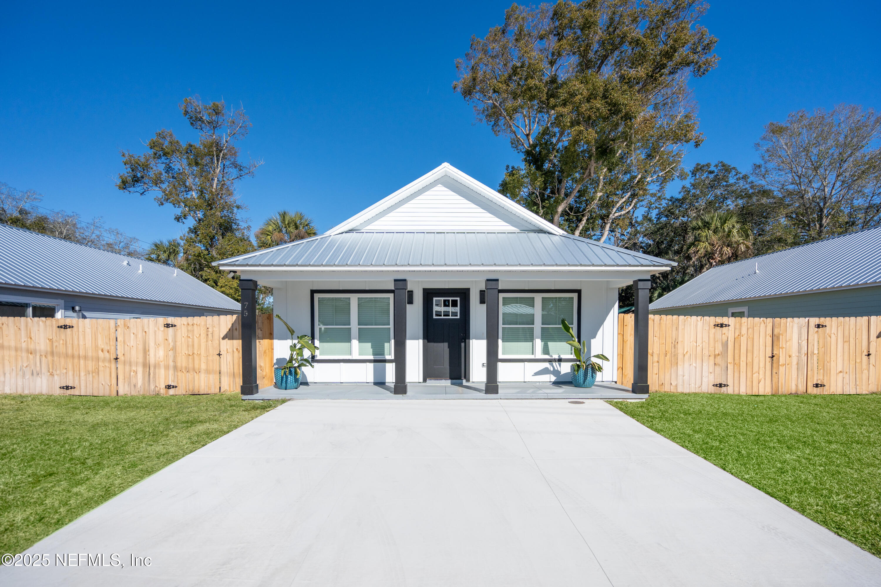 75 Helen Street St. Augustine, FL 32084 - Photo 3 of 41 2