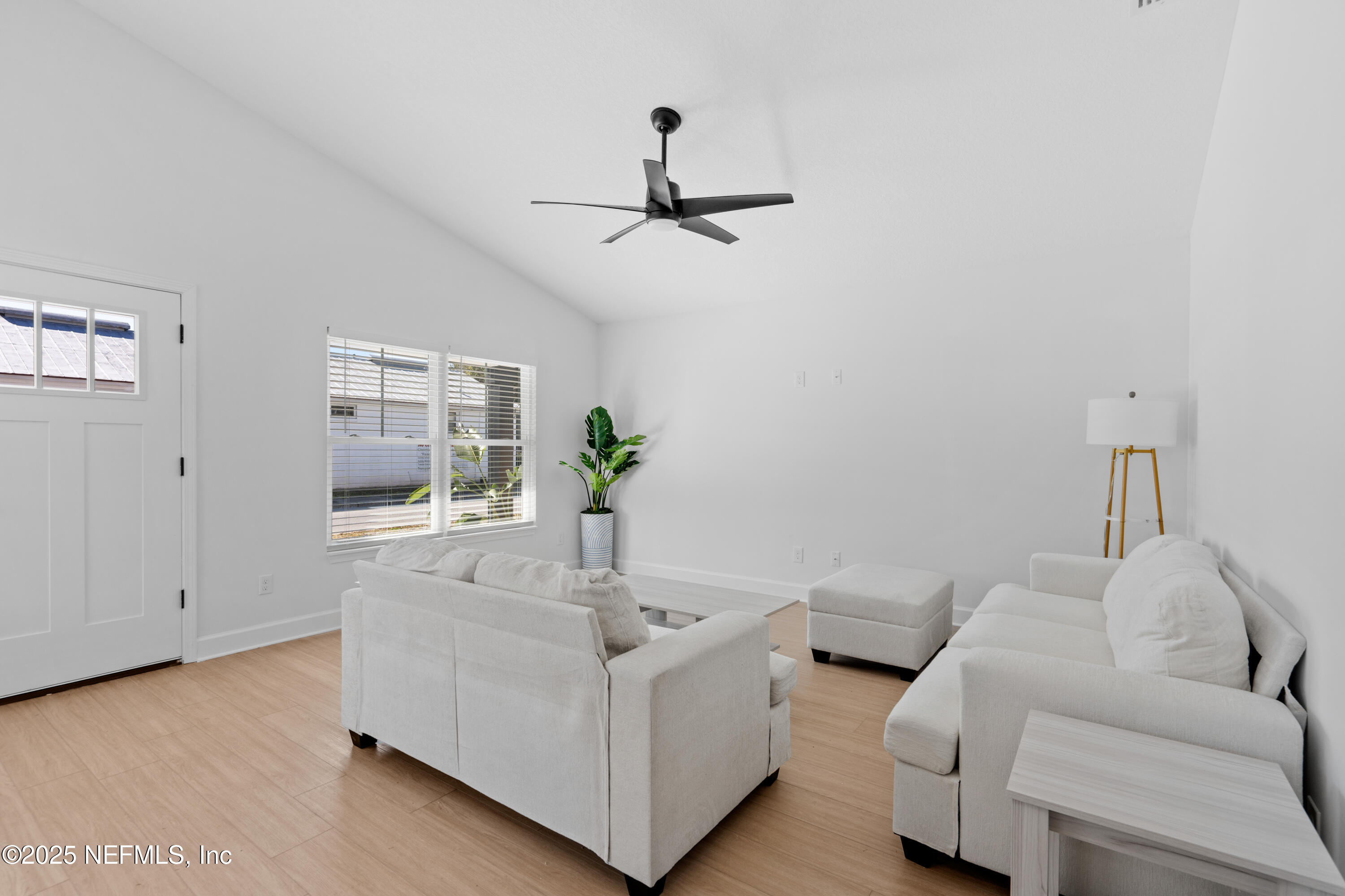 75 Helen Street St. Augustine, FL 32084 - Photo 9 of 41 15