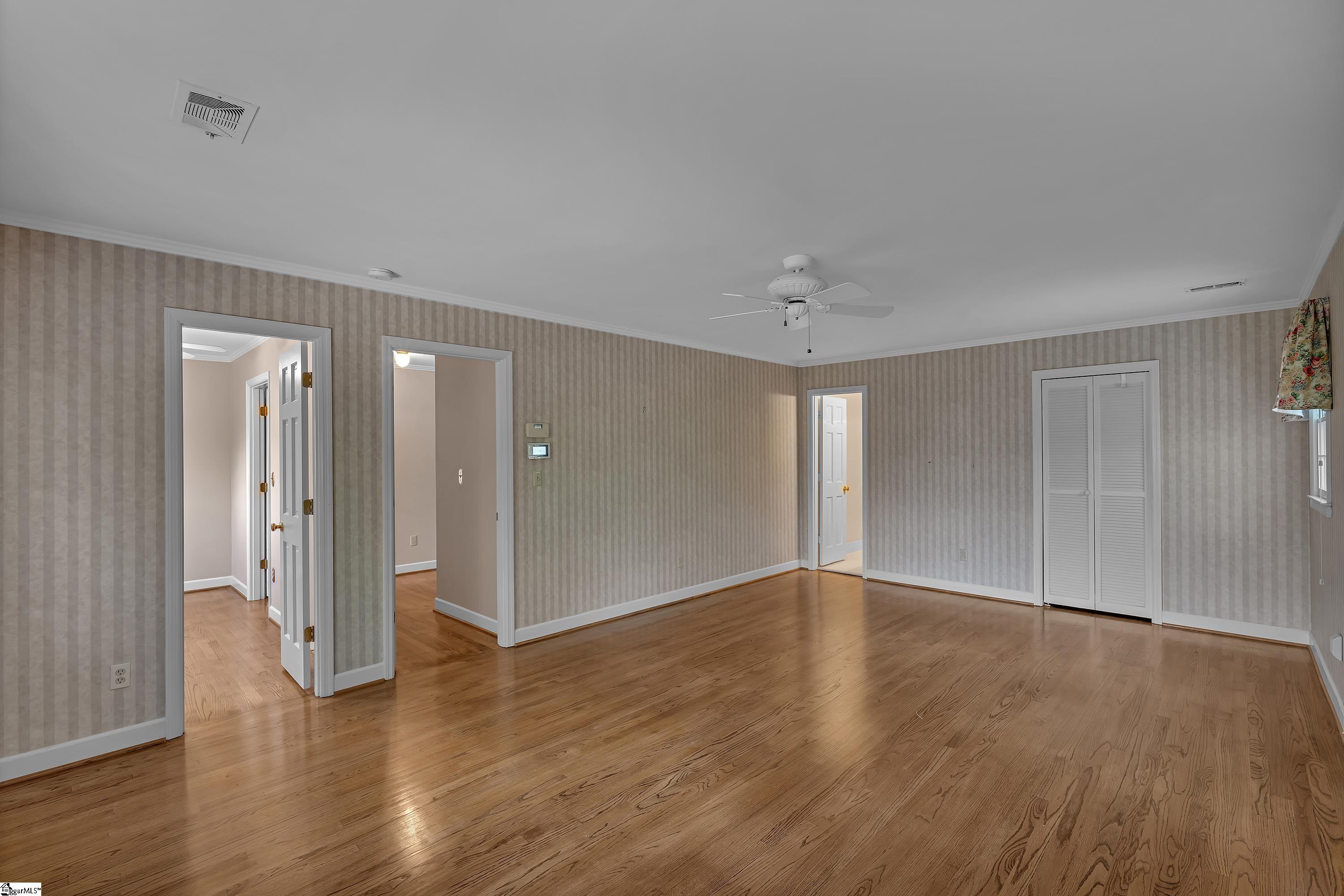 8 Compton Drive Greenville, SC 29615 - Photo 16 of 33