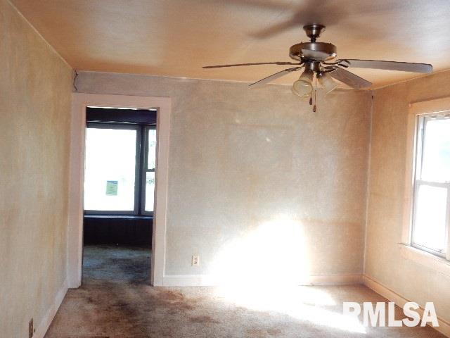 2637 South 11th Street Springfield, IL 62703 - Photo 3 of 11 Gallery Image 3