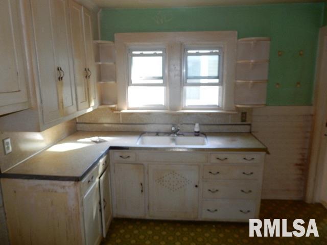 2637 South 11th Street Springfield, IL 62703 - Photo 6 of 11 Gallery Image 6