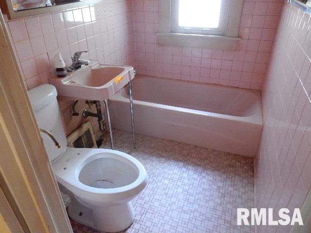 2637 South 11th Street Springfield, IL 62703 - Photo 9 of 11 Gallery Image 9