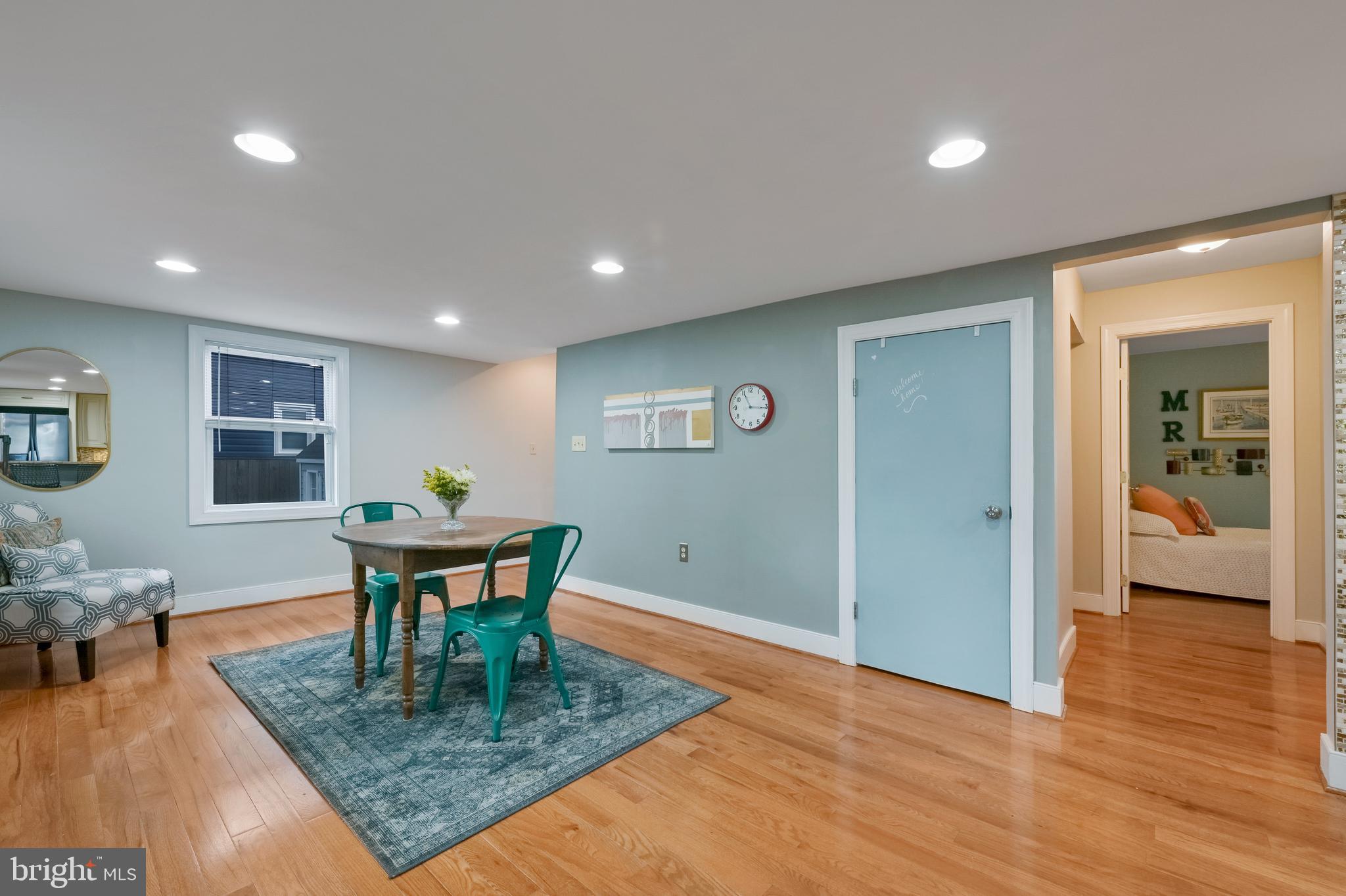 1642 Oldtown Road Edgewater, MD 21037 - Photo 14 of 34 Dining area