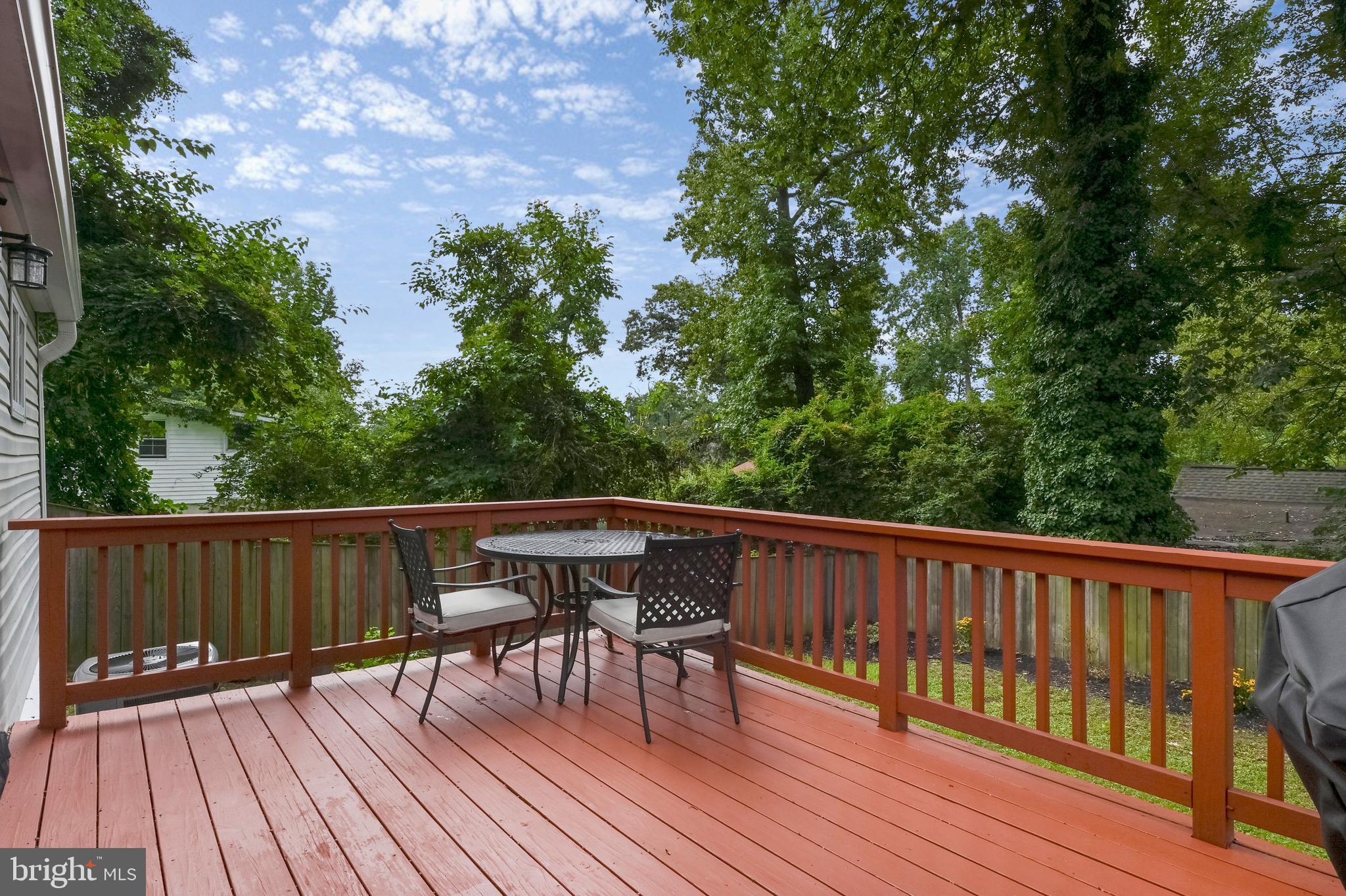 1642 Oldtown Road Edgewater, MD 21037 - Photo 27 of 34 Deck