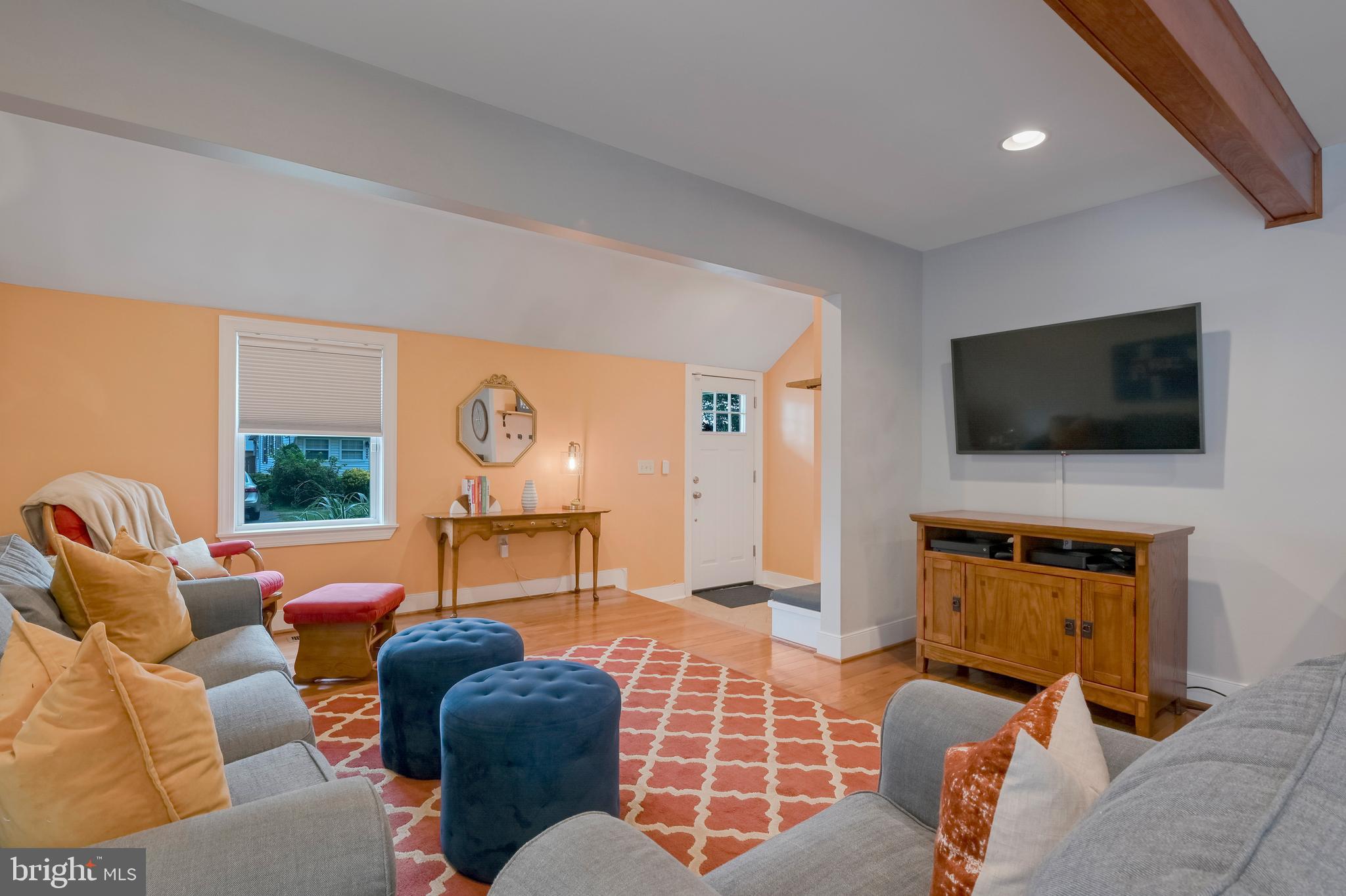 1642 Oldtown Road Edgewater, MD 21037 - Photo 8 of 34 Family room
