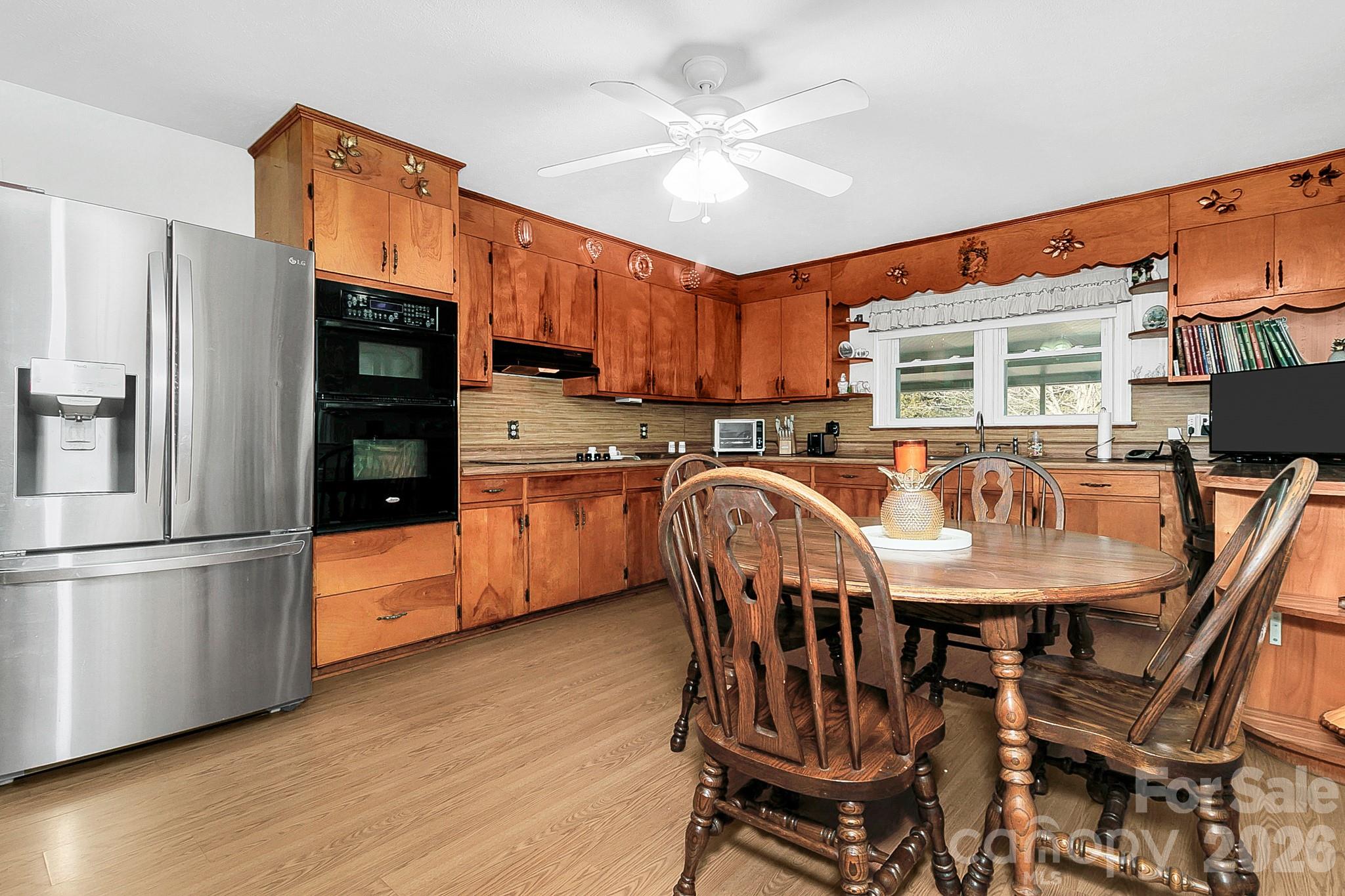 44 Tuttle Road Hendersonville, NC 28792 - Photo 13 of 25