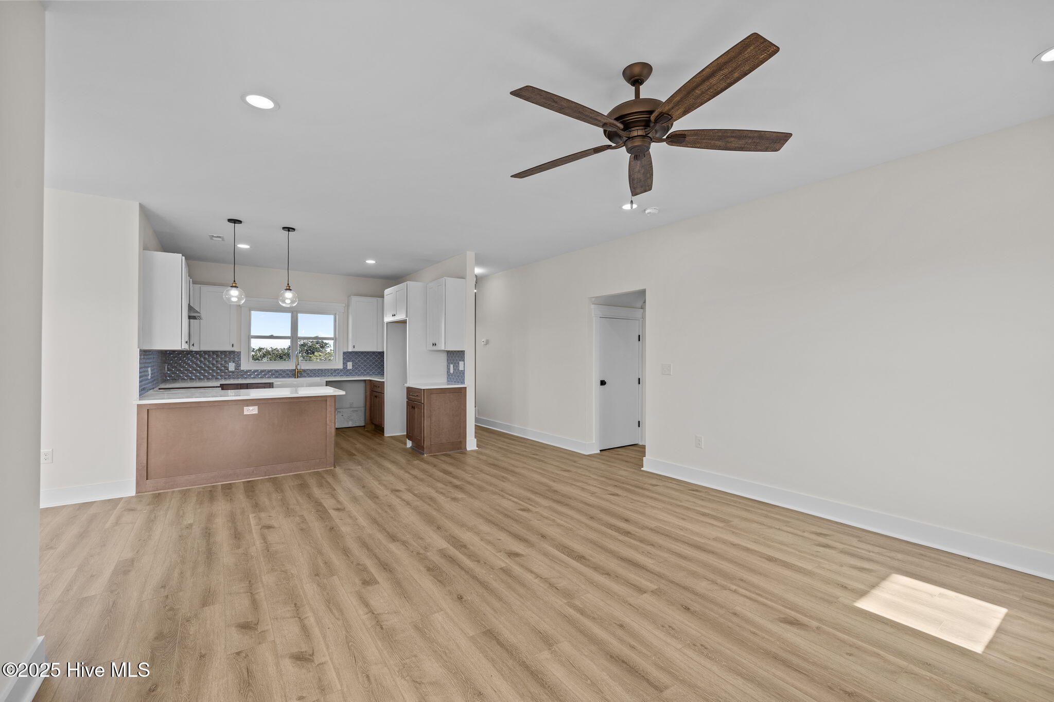 111 Sandy Landing Road Cedar Island, NC 28520 - Photo 14 of 44 31-web-or-mls-1S3A1901