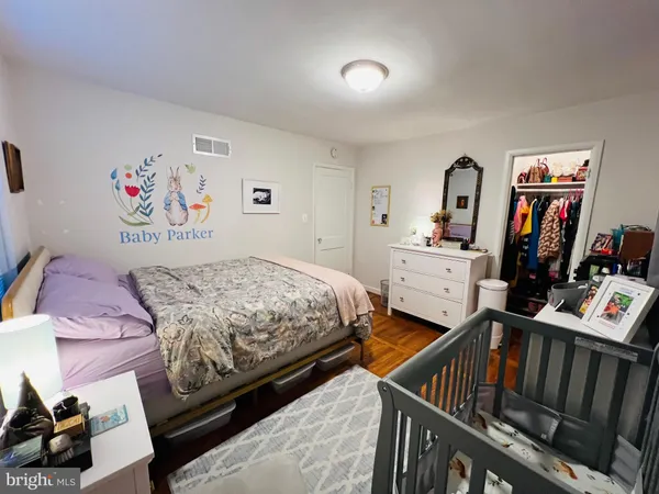 $2,450 | 909 South Irving Street, Arlington, VA 22204