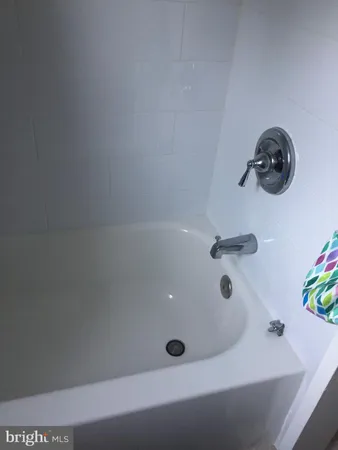 $2,450 | 909 South Irving Street, Arlington, VA 22204