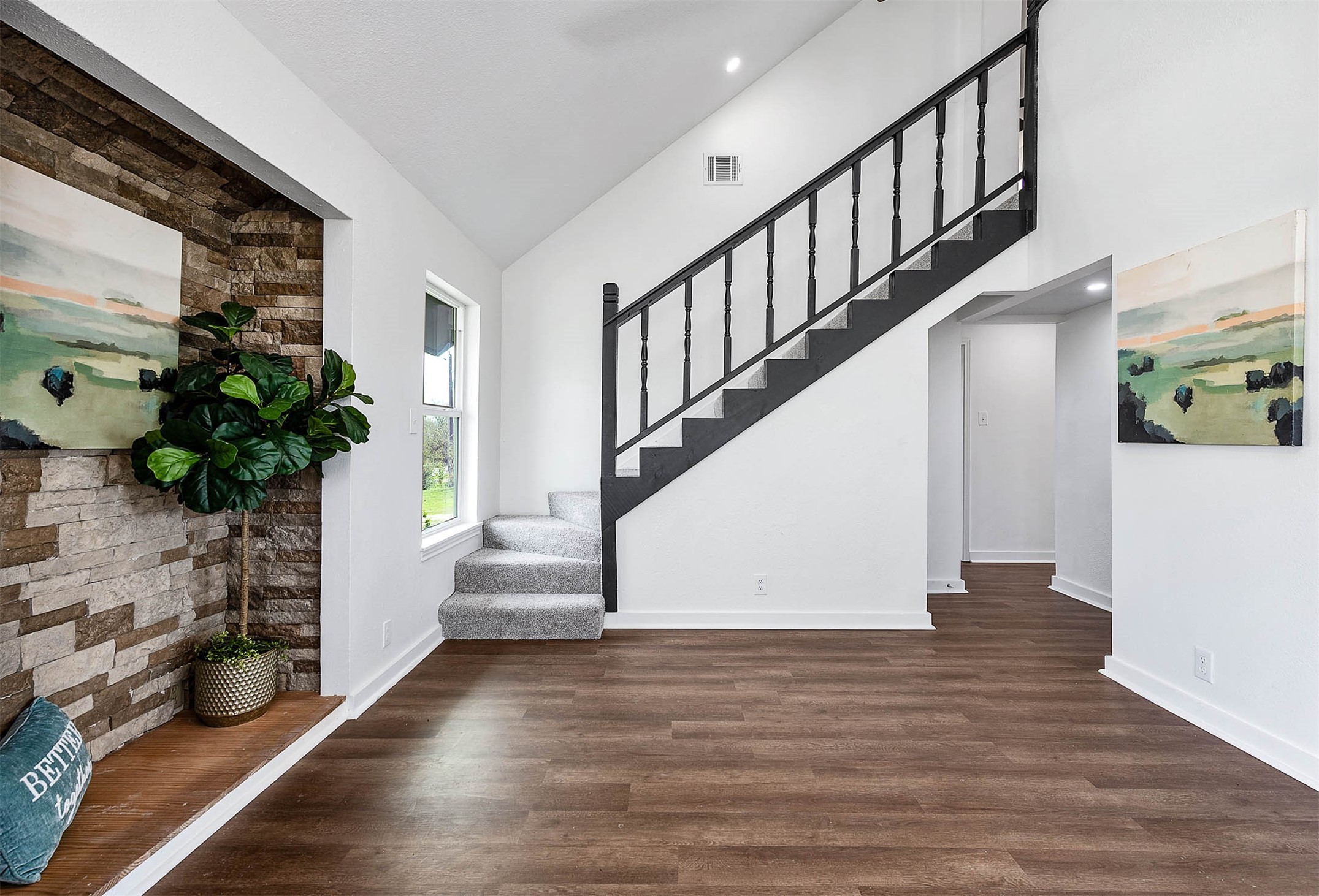 12827 Sandpiper Road Angleton, TX 77515 - Photo 17 of 42 Living room, heading upstairs