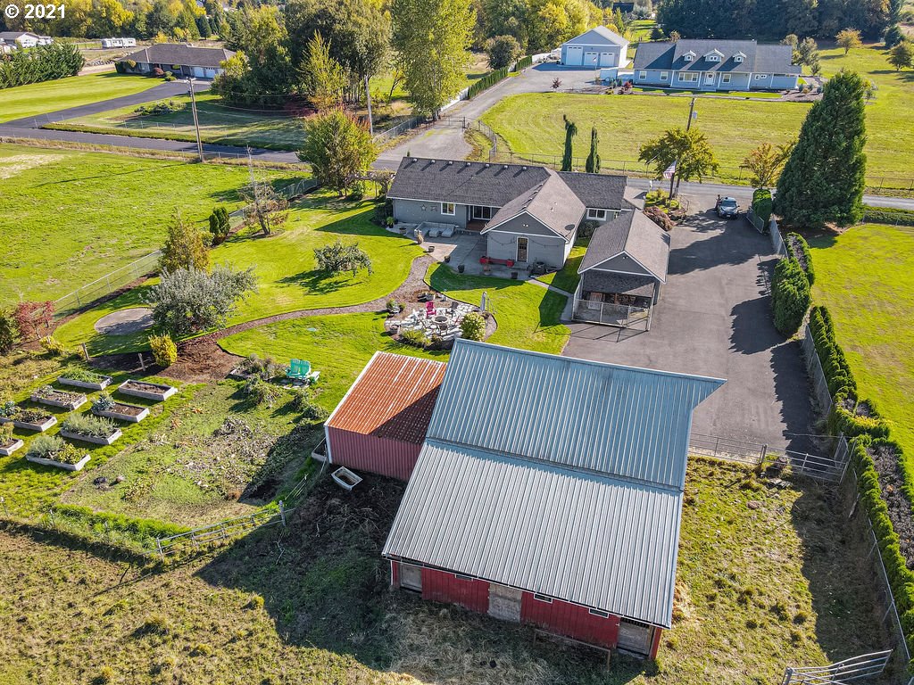 320 Northwest 194th Street Ridgefield, WA 98642 - Photo 6 of 32 a view of a swimming pool with a patio