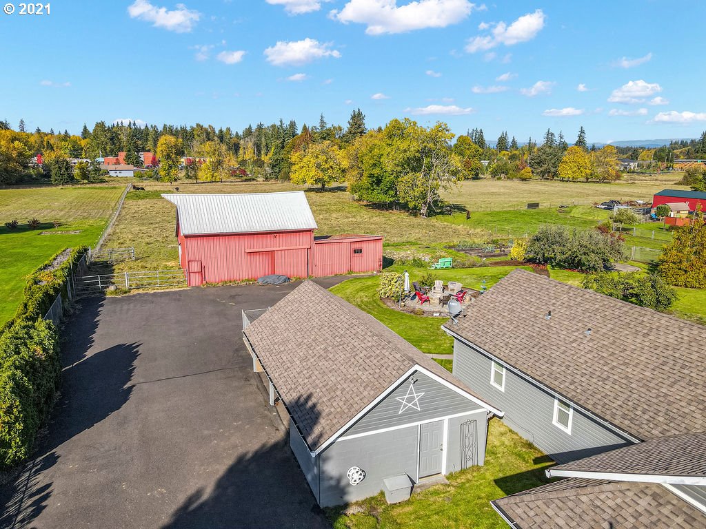 320 Northwest 194th Street Ridgefield, WA 98642 - Photo 7 of 32 an aerial view of a house