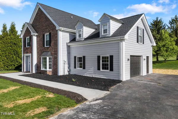 $529,900 | 21164 Vances Mill Road, Abingdon, VA 24211
