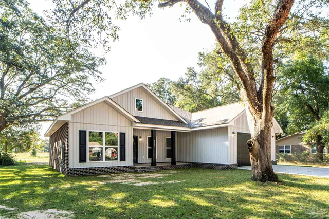 $325,000 | 5597 Crestwood Drive, Milton, FL 32583