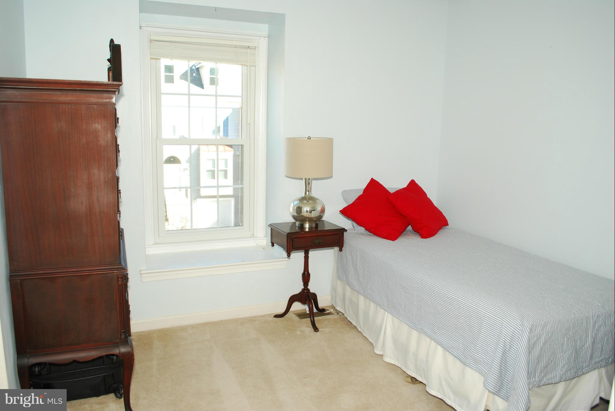7206 Squirrel Run Court Springfield, VA 22152 - Photo 25 of 28 Bedroom