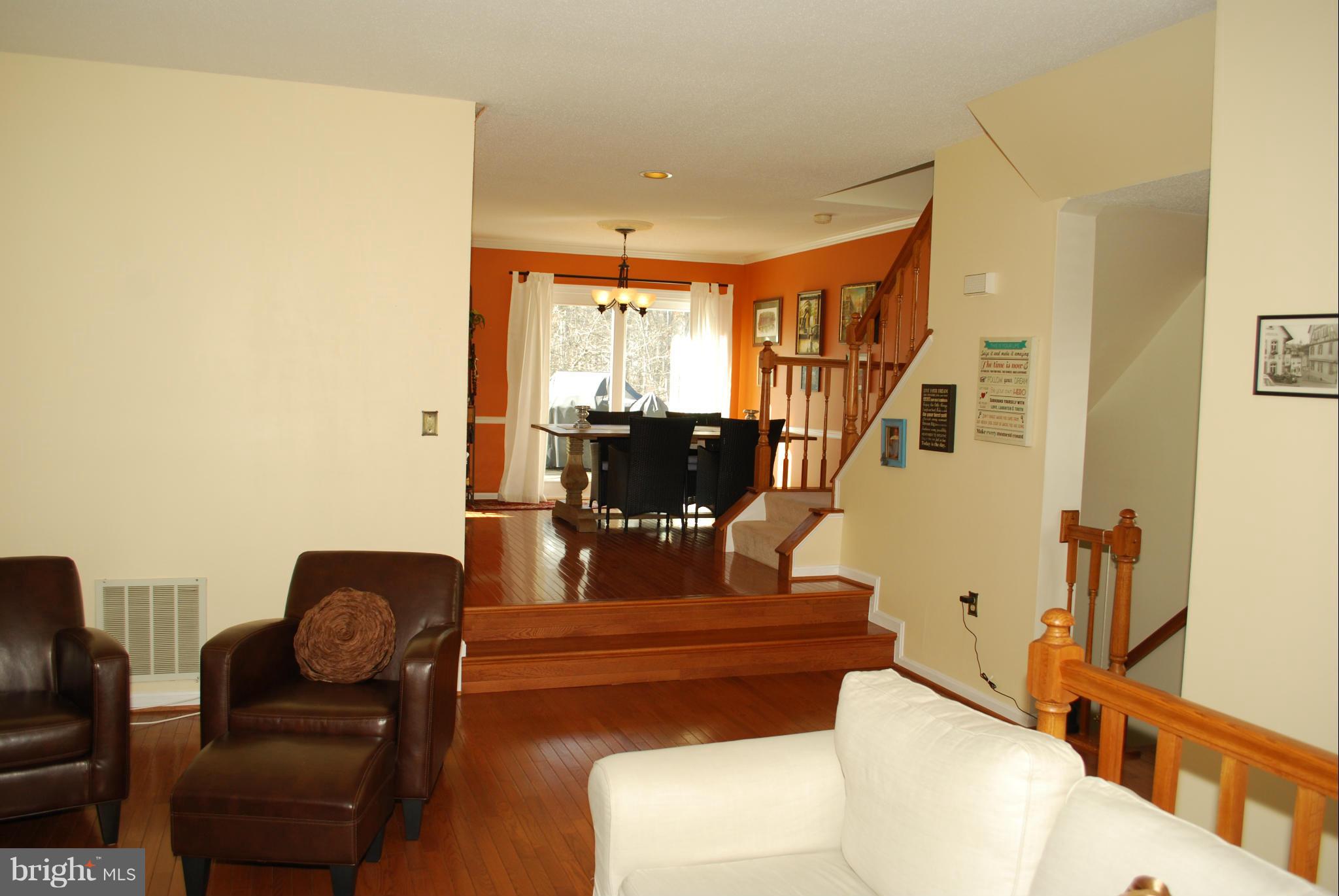 7206 Squirrel Run Court Springfield, VA 22152 - Photo 6 of 28 Interior (General)