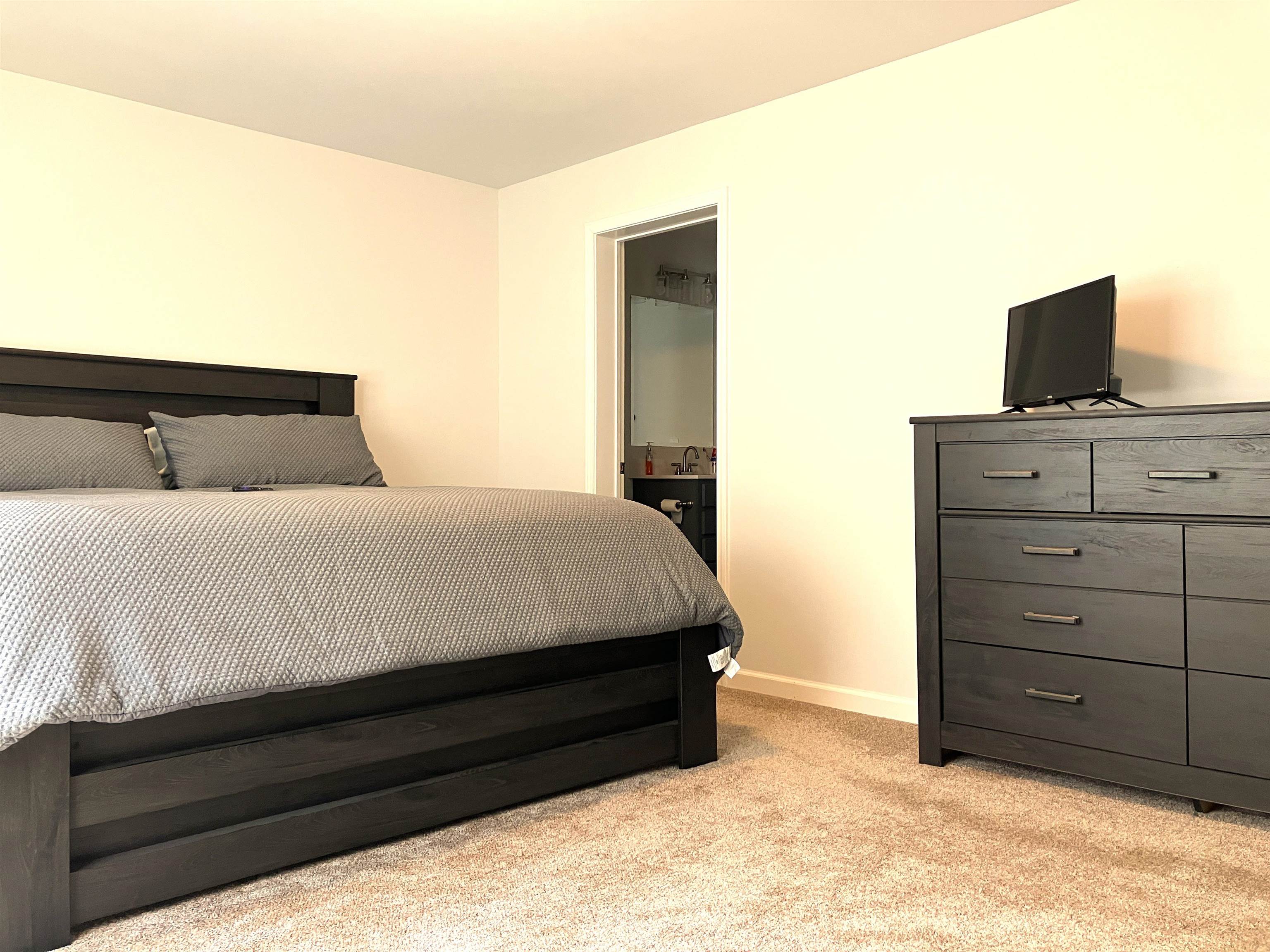 47 Upper Howes Way, Unit A23 Wilmington, VT 05363 - Photo 7 of 60