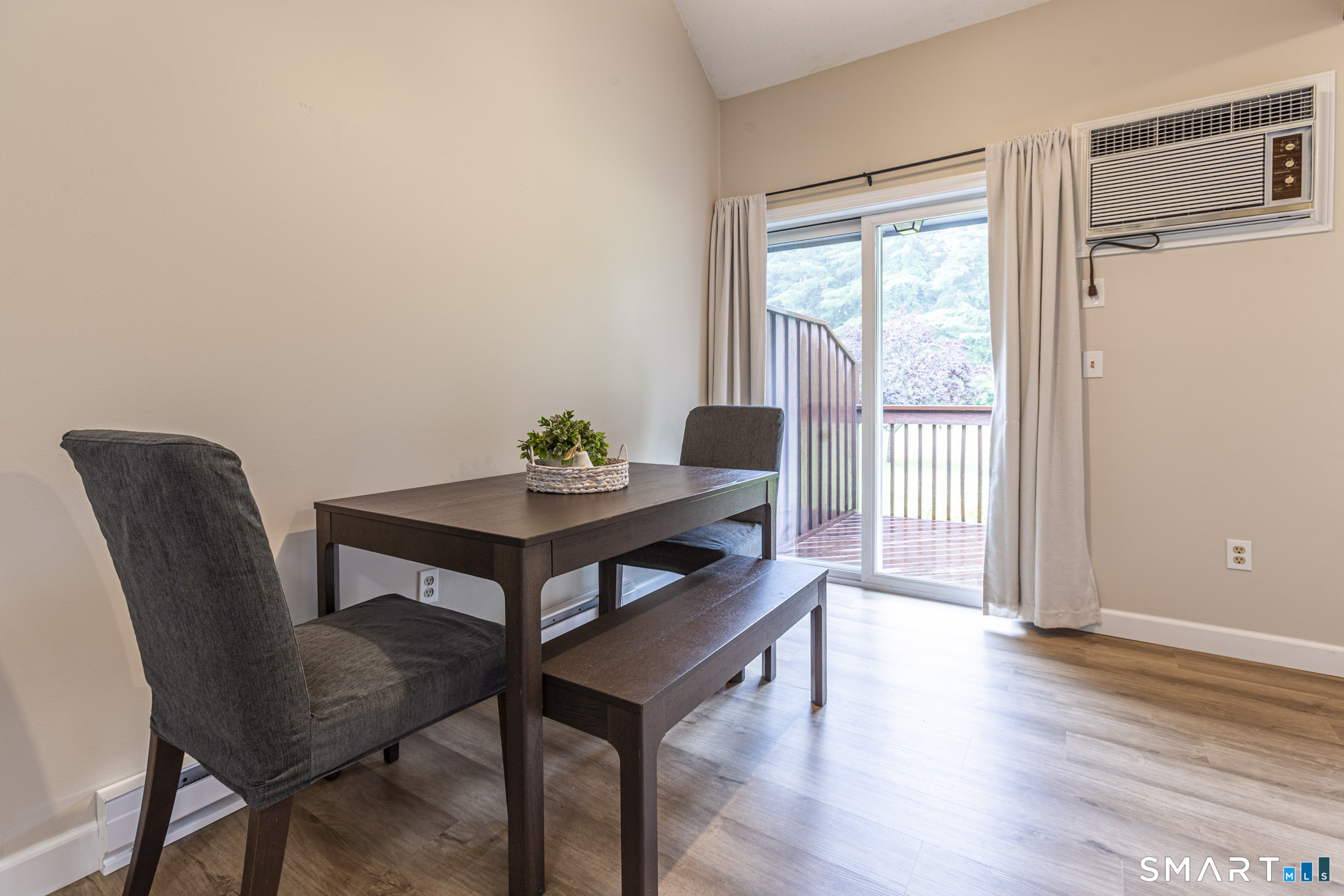 1 Abbott Road, Unit 203 Ellington, CT 06029 - Photo 12 of 37