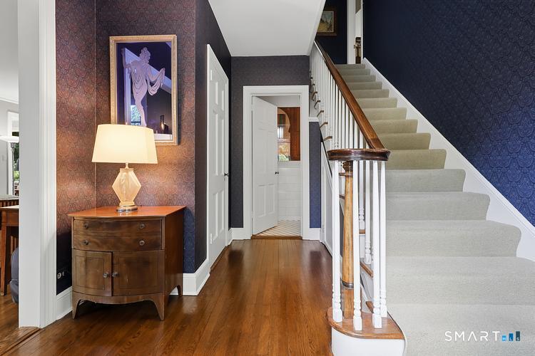 39 Stanwich Road Greenwich, CT 06830 - Photo 8 of 28