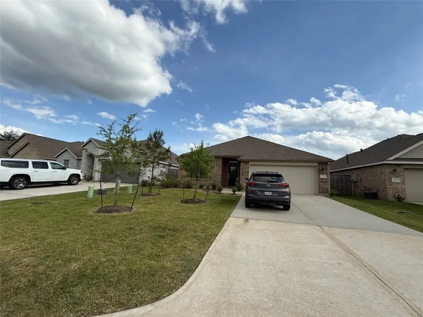 $2,100 | 2830 Paradise Ridge Way, Conroe, TX 77301