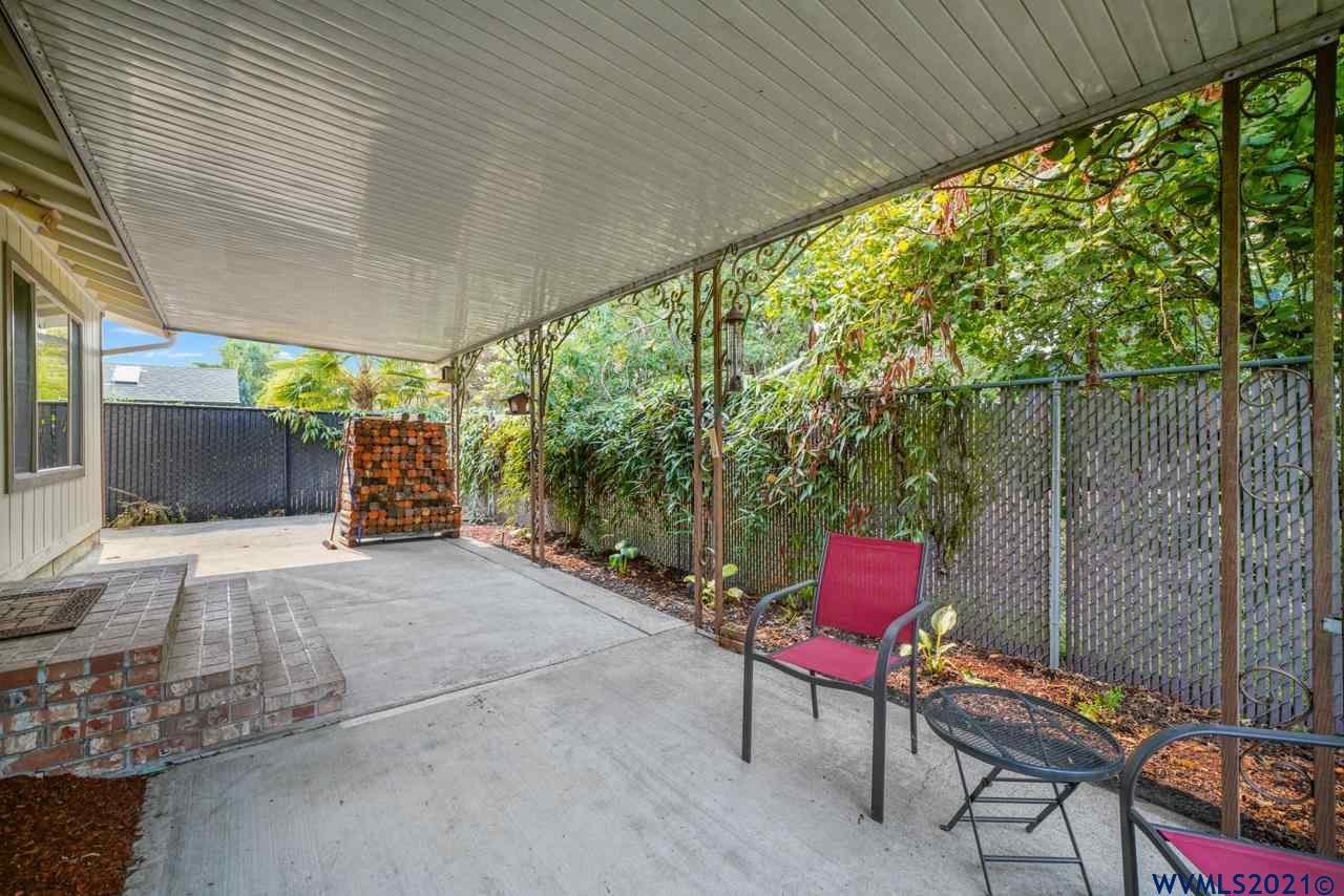 2595 Walker Road Northeast Salem, OR 97305 - Photo 30 of 31 Gallery Image 30