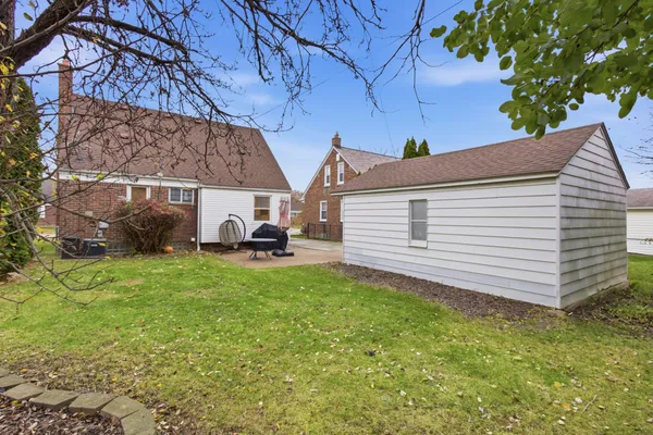 $259,000 | 2655 Willow Street, Dearborn, MI 48124