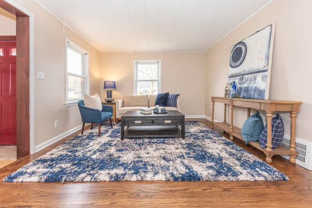 $525,000 | 1215 Prescott Avenue, Ann Arbor, MI 48103